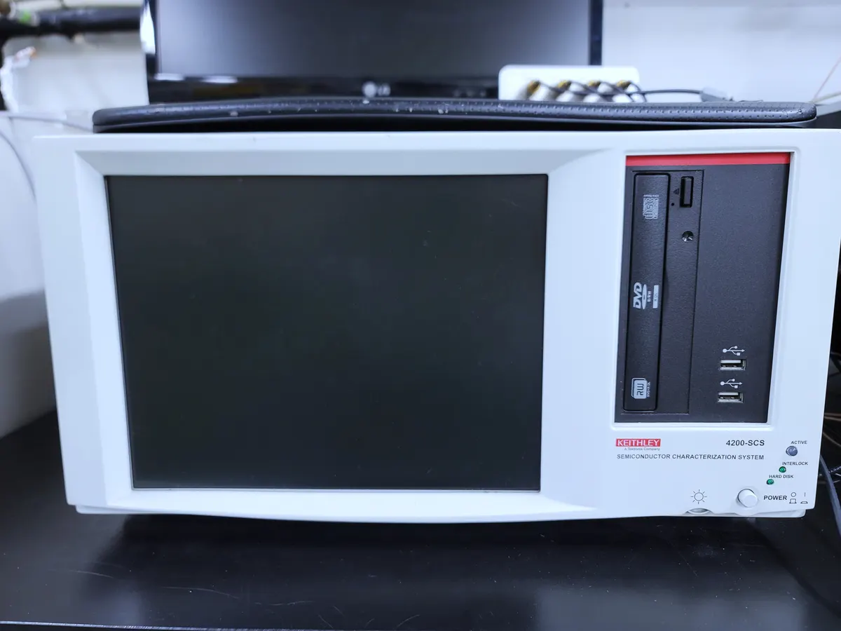 Keithley 4200-SCS