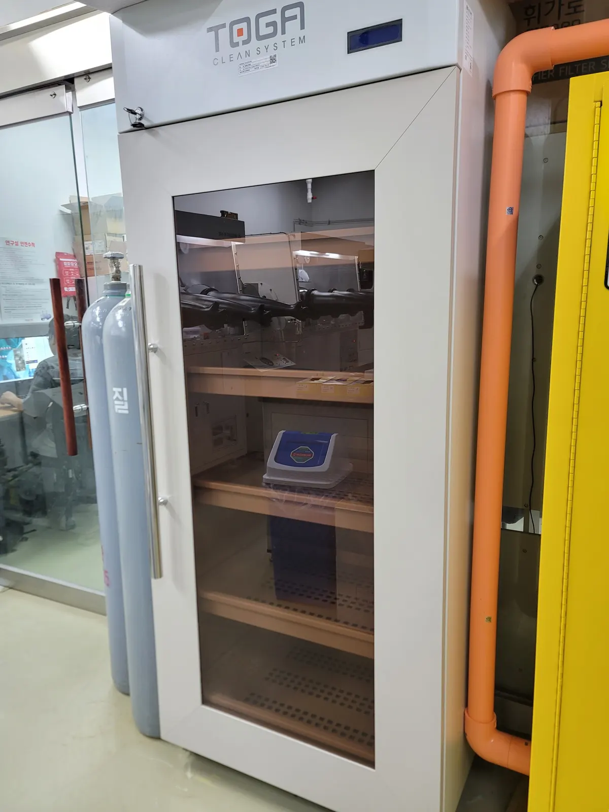Reagent Cabinet